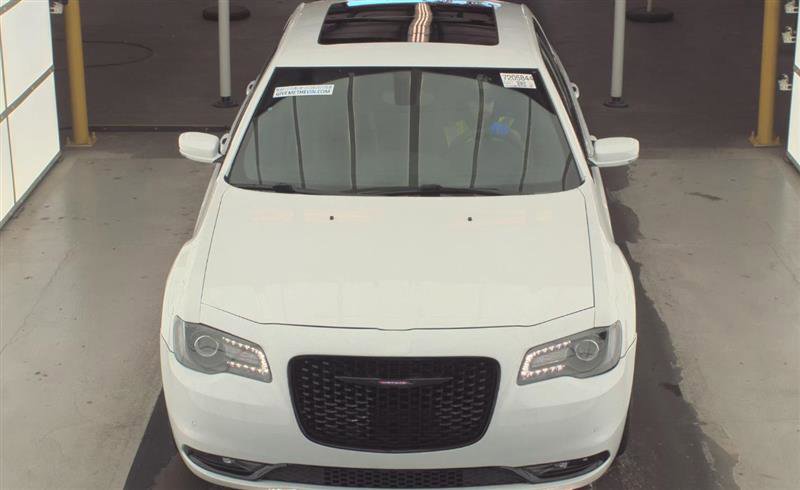 Used 2023 Chrysler 300 S image 5