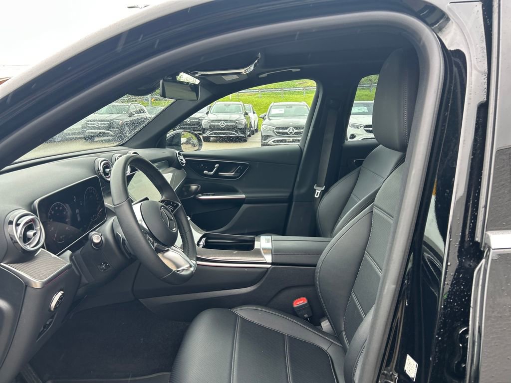Used 2026 Mercedes-Benz GLC 350e 4MATIC image 9