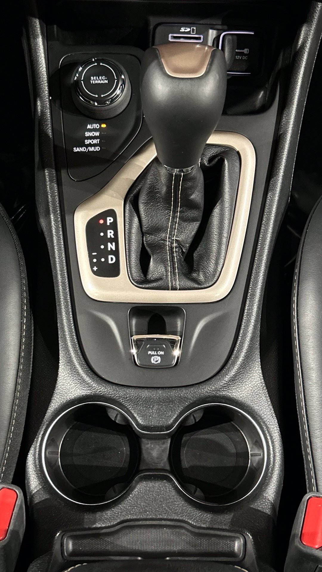 Used 2017 Jeep Cherokee High Altitude AWD/4WD image 78