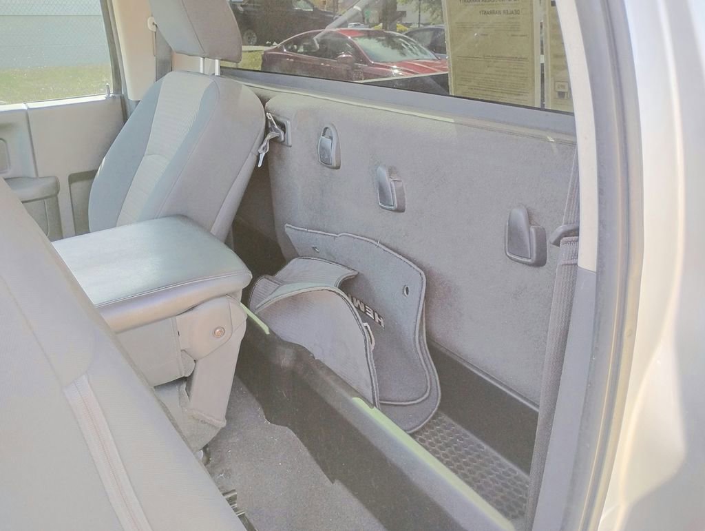 Used 2012 RAM 1500 Express RWD image 30