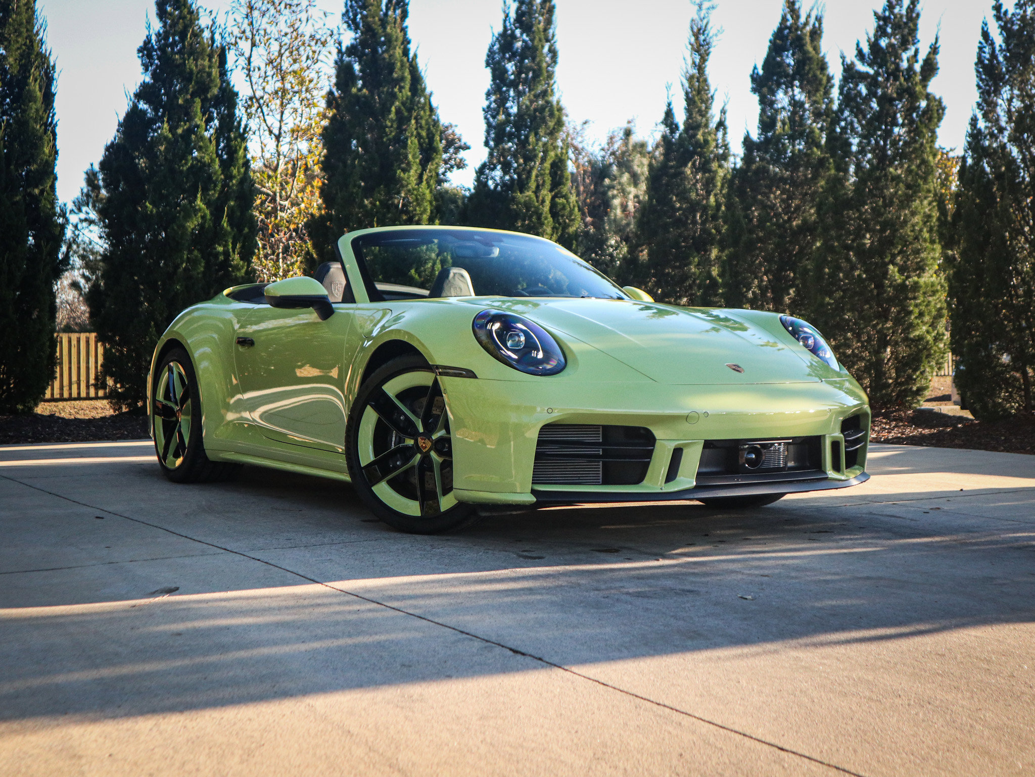 Used 2025 Porsche 911 Carrera RWD image 2