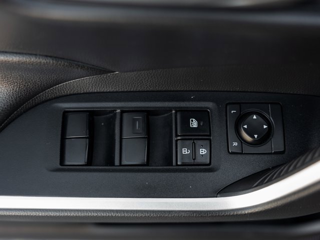 Used 2021 Toyota RAV4 XLE image 24