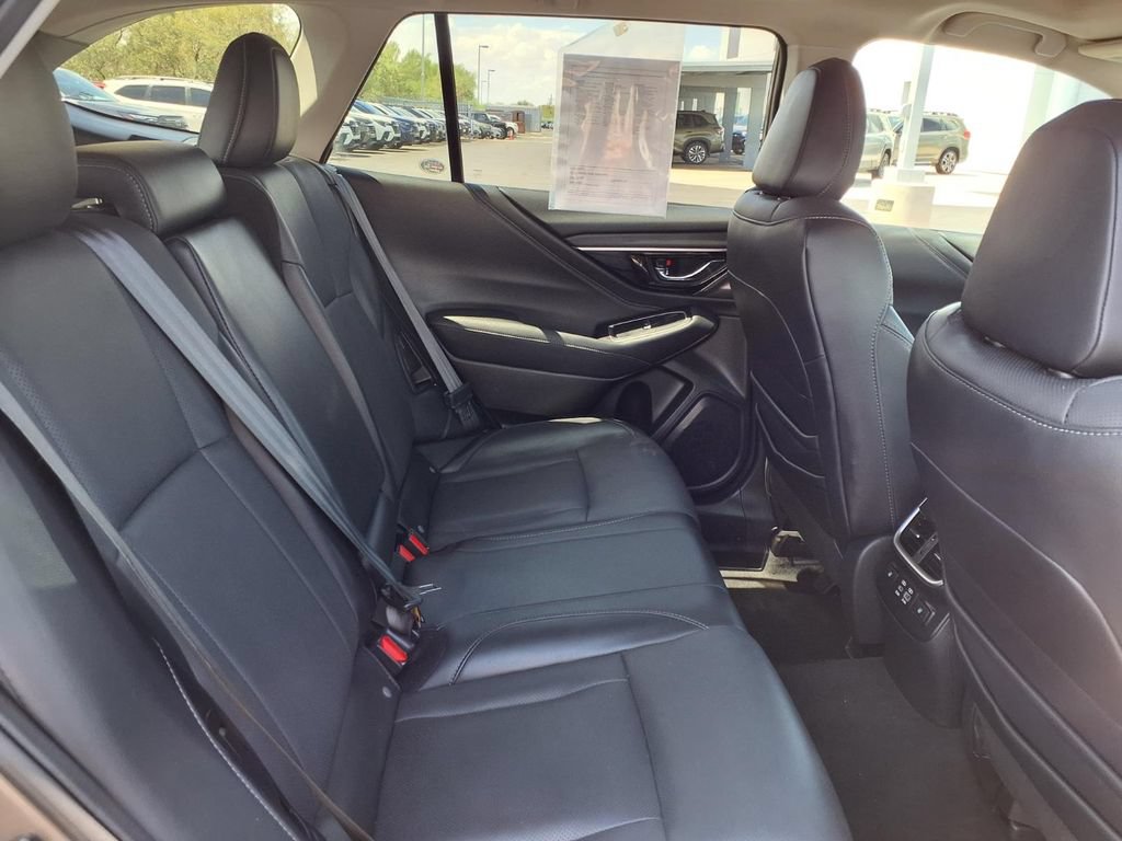 Used 2024 Subaru Outback Limited AWD/4WD image 22