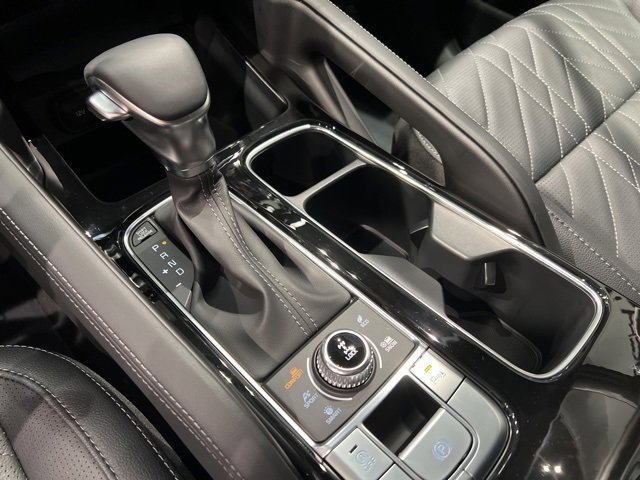Used 2025 Kia Telluride AWD image 22