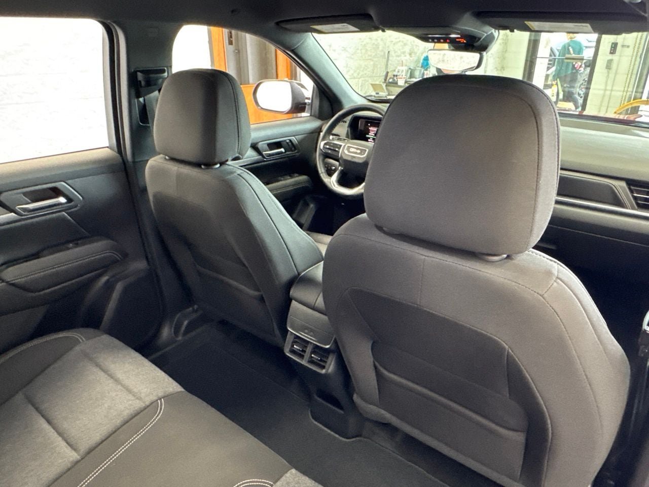 Used 2025 GMC Terrain Elevation w/ Technology Package II AWD/4WD image 45