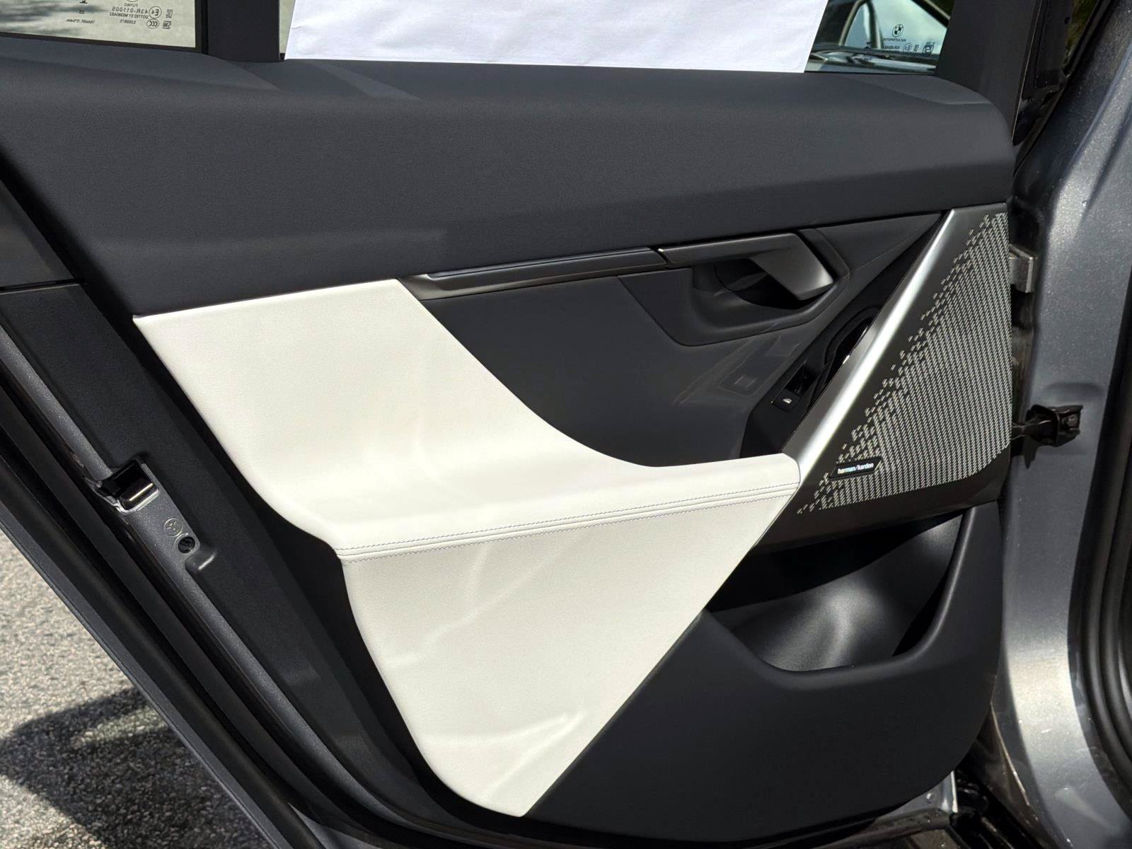 New 2027 BMW 530i w/ M Sport Package RWD image 11