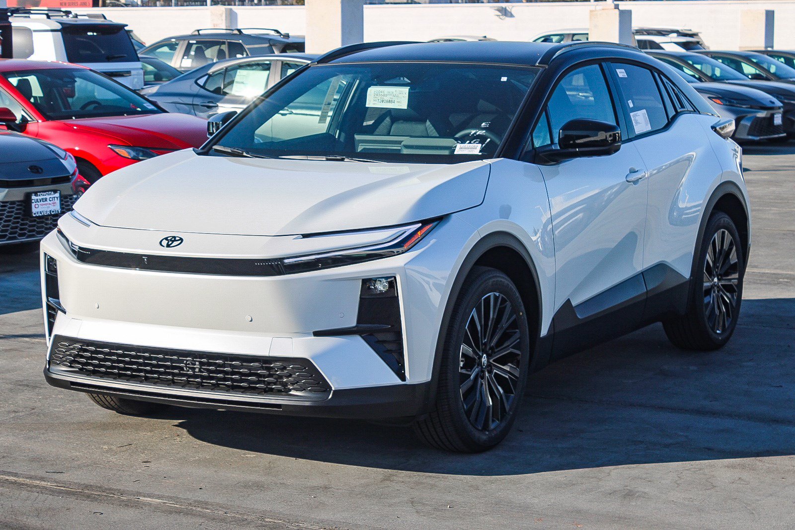 New 2026 Toyota C-HR AWD/4WD image 3