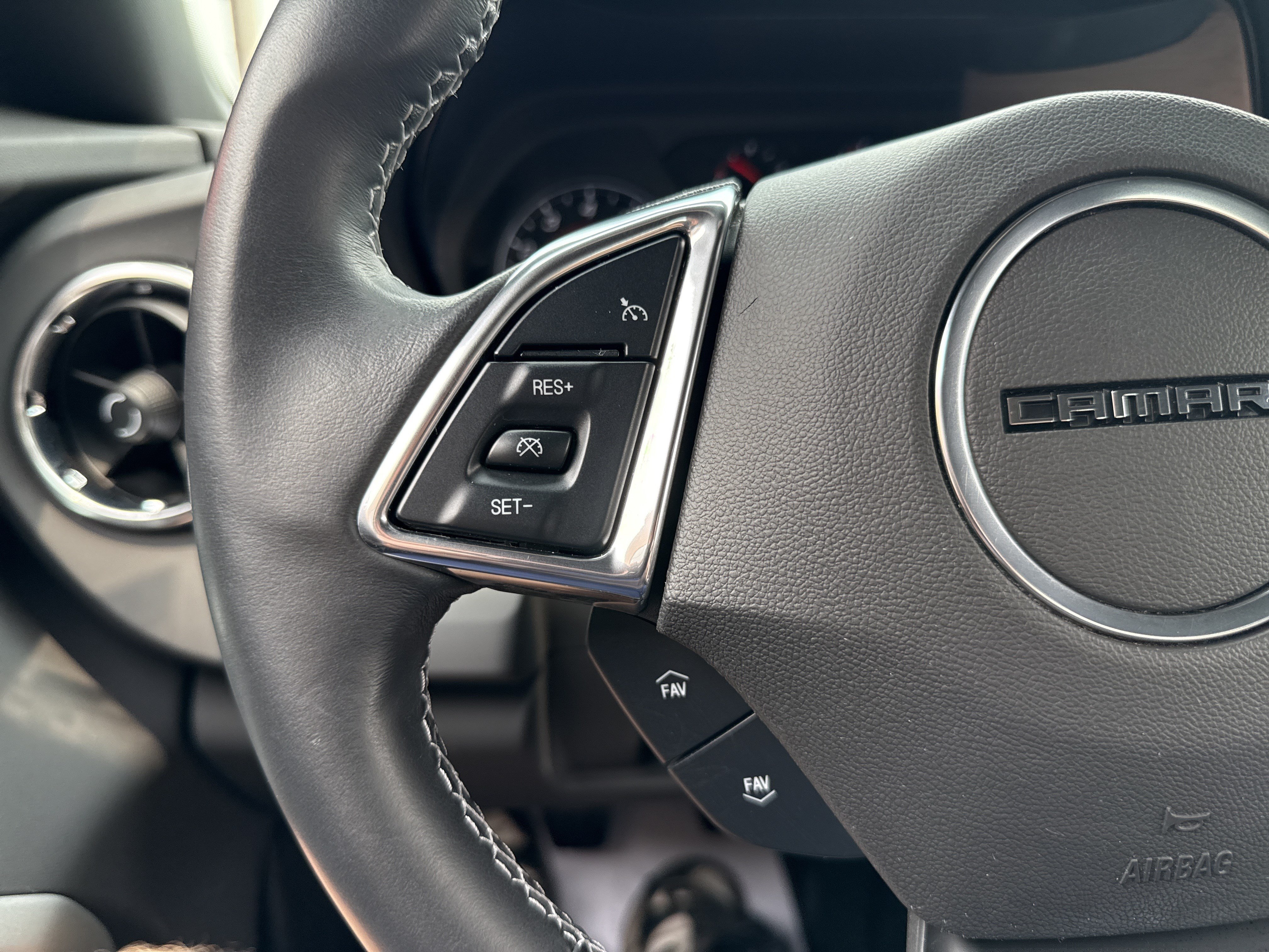 Used 2023 Chevrolet Camaro LS RWD image 18