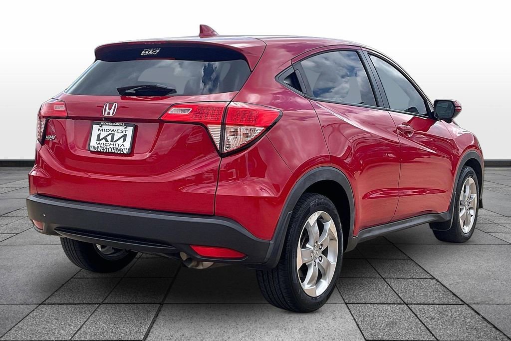 Used 2017 Honda HR-V EX image 12