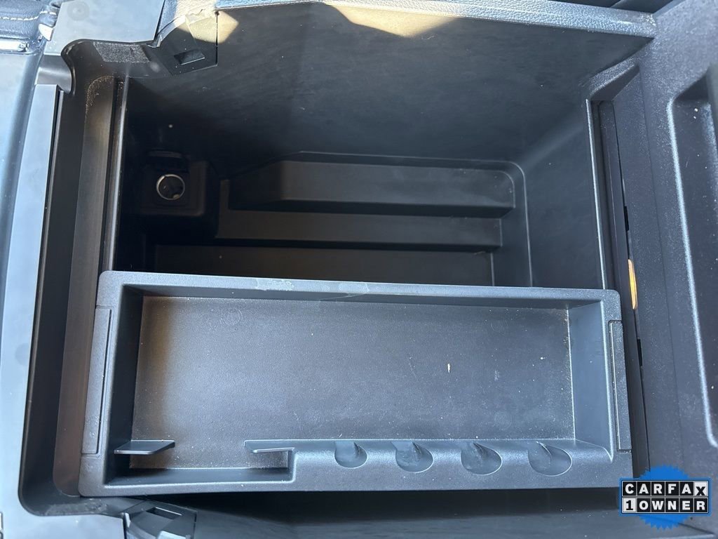 Used 2024 Ford Expedition XLT image 27