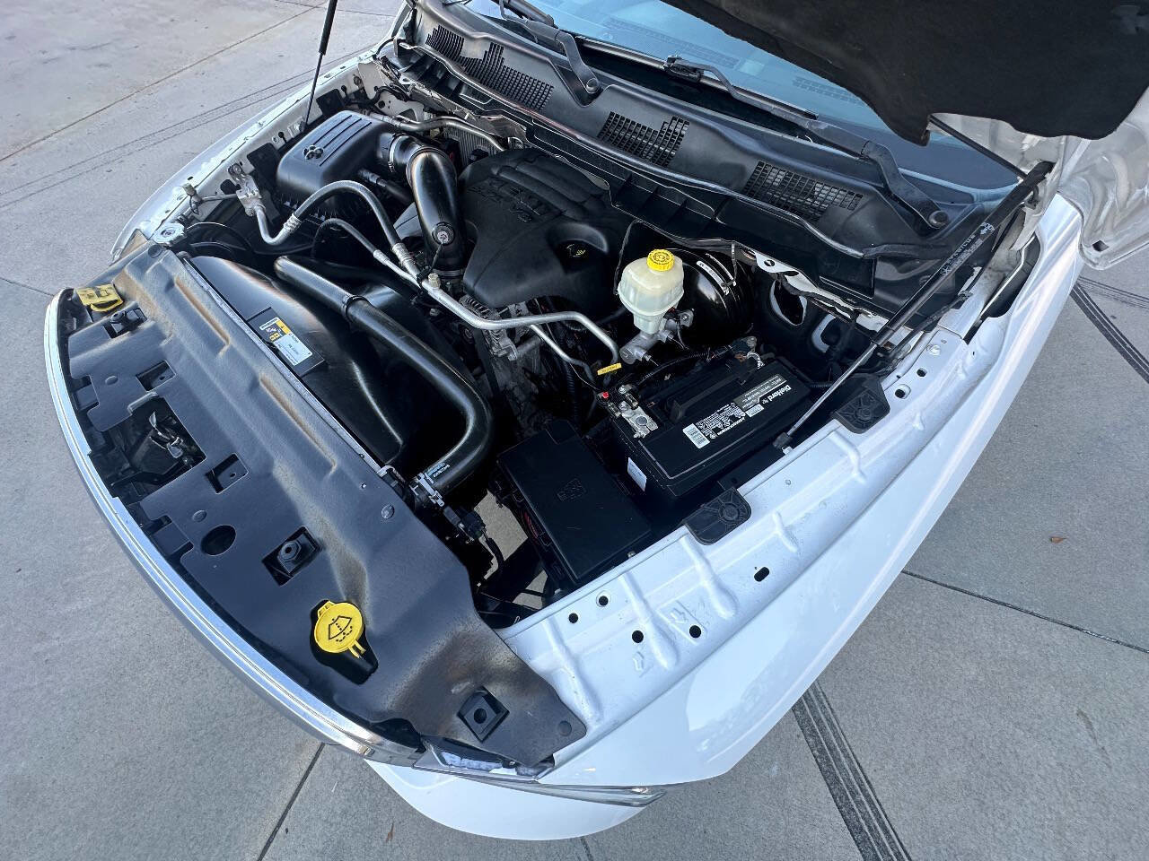 Used 2015 RAM 1500 Laramie image 34