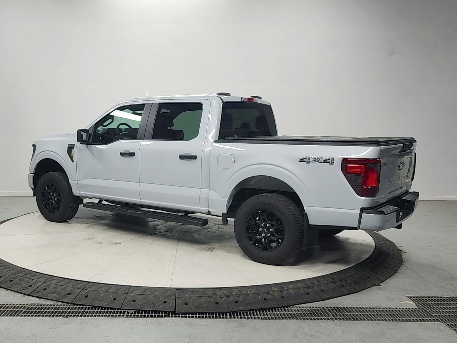 Used 2025 Ford F150 STX image 5