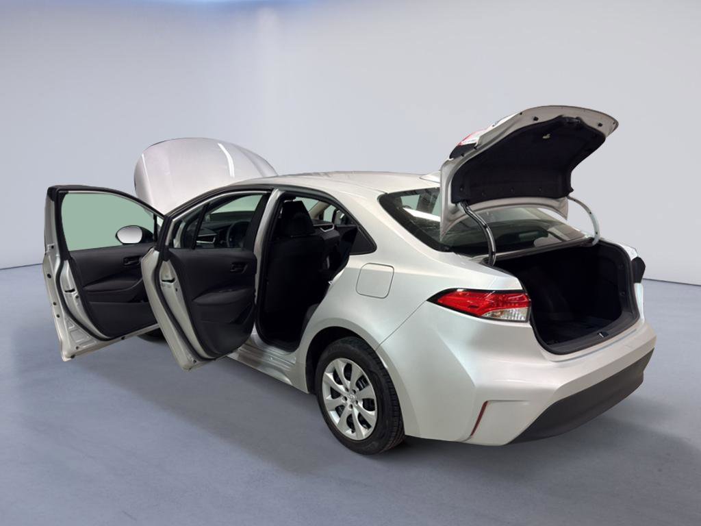 Used 2023 Toyota Corolla LE image 10