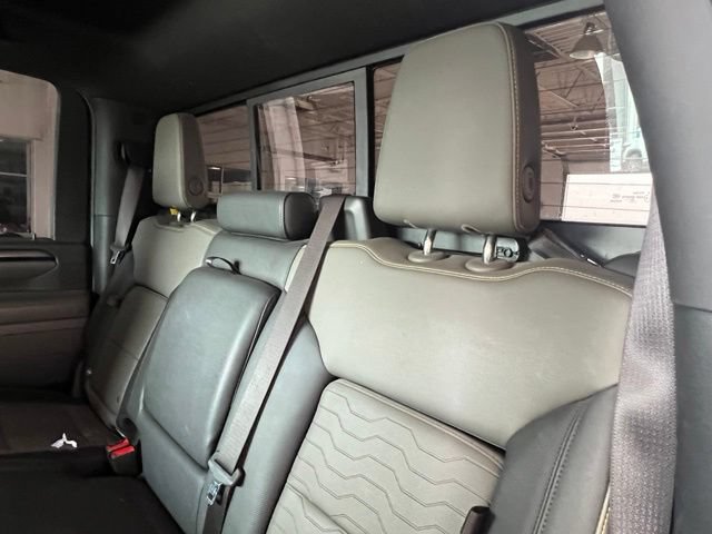 Used 2024 Chevrolet Silverado 2500 ZR2 w/ Technology Package AWD/4WD image 11