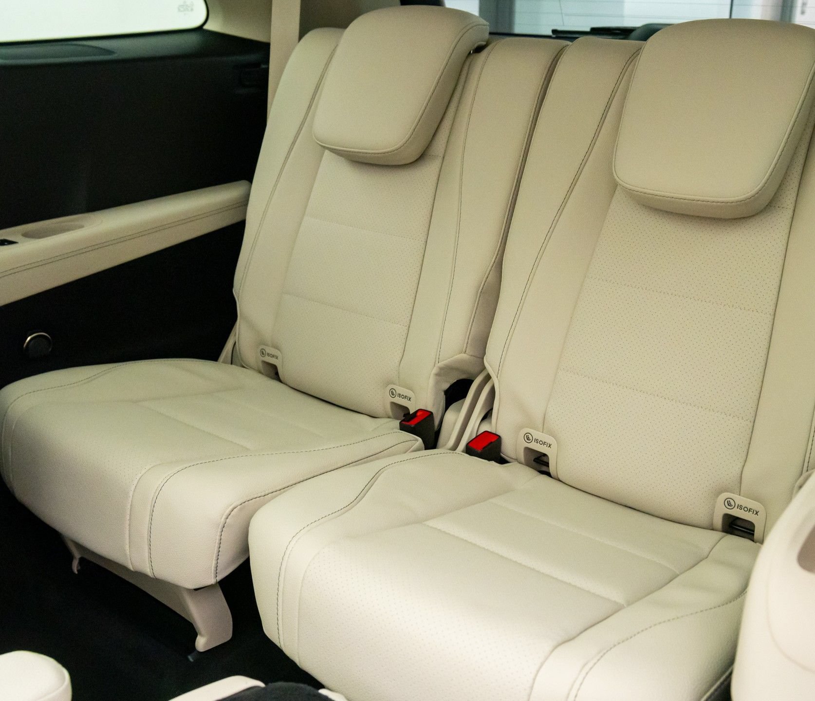 New 2026 Mercedes-Benz GLS 450 4MATIC image 21