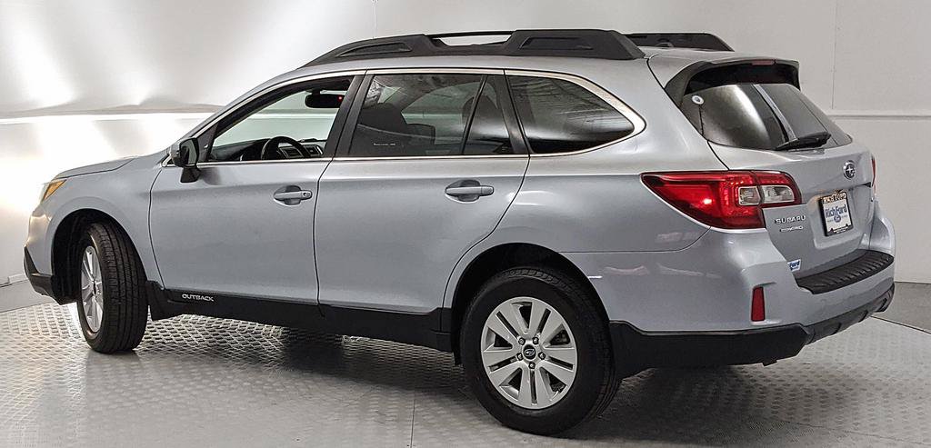 Used 2015 Subaru Outback 2.5i Premium AWD/4WD image 4