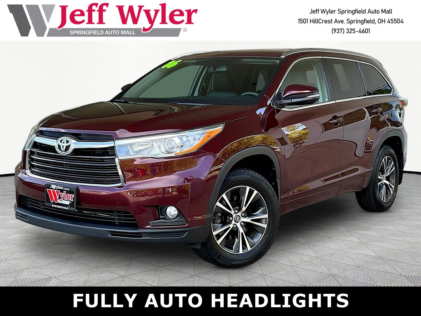 Used 2016 Toyota Highlander XLE AWD/4WD image 1