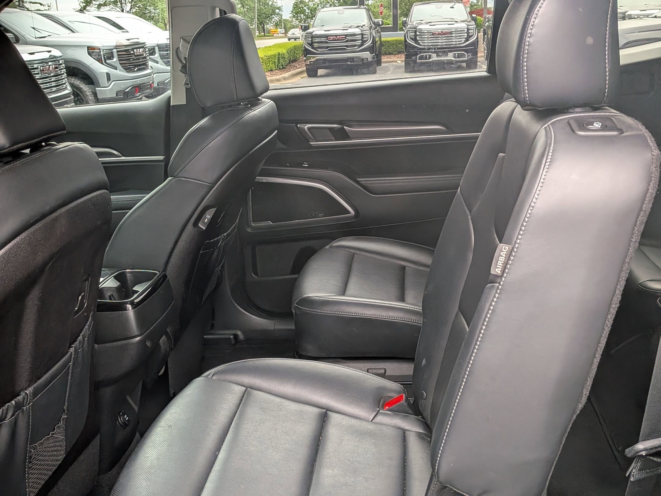 Used 2025 Kia Telluride S AWD/4WD image 34