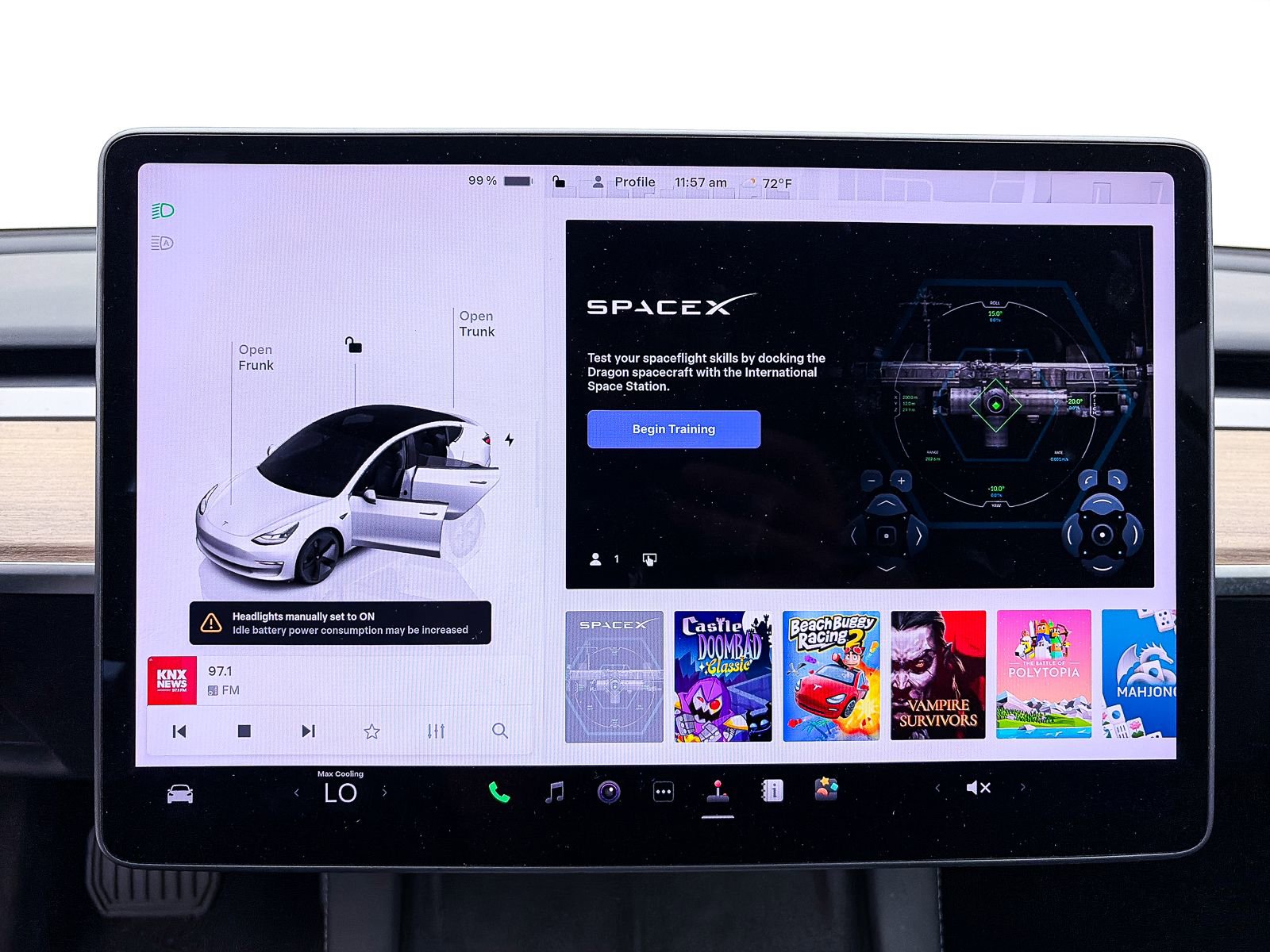 Used 2023 Tesla Model 3 Standard Range image 23