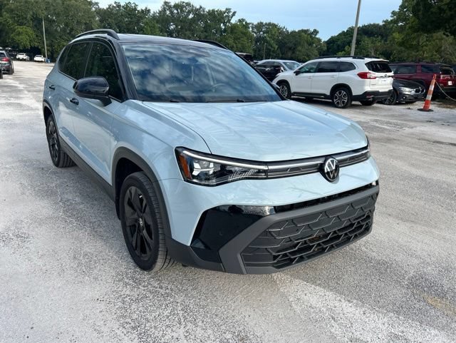 Used 2025 Volkswagen Taos SE