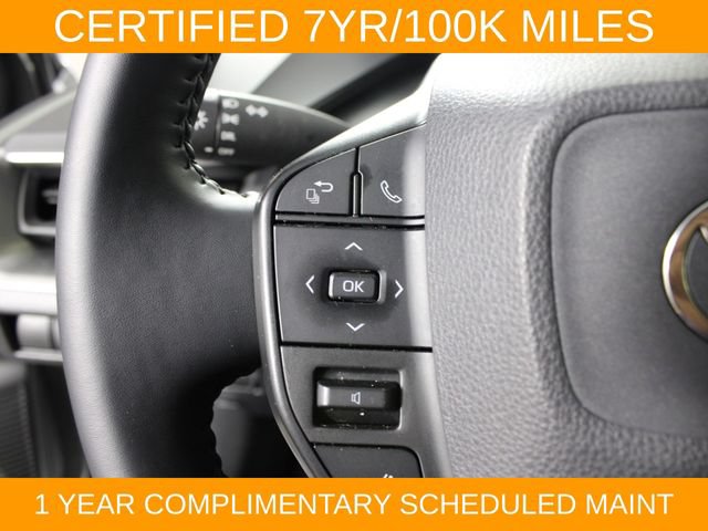 Used 2025 Toyota Prius LE FWD image 21