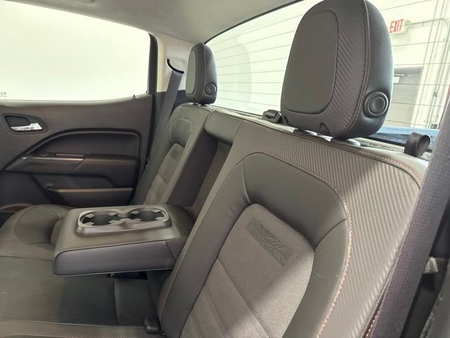 Used 2015 GMC Canyon SLE w/ All-Terrain Package AWD/4WD image 17