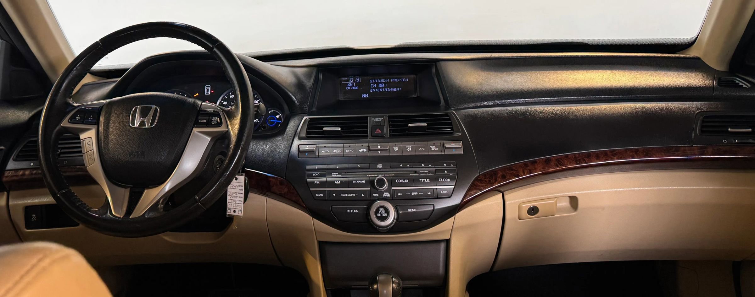 Used 2010 Honda Crosstour EX-L image 23