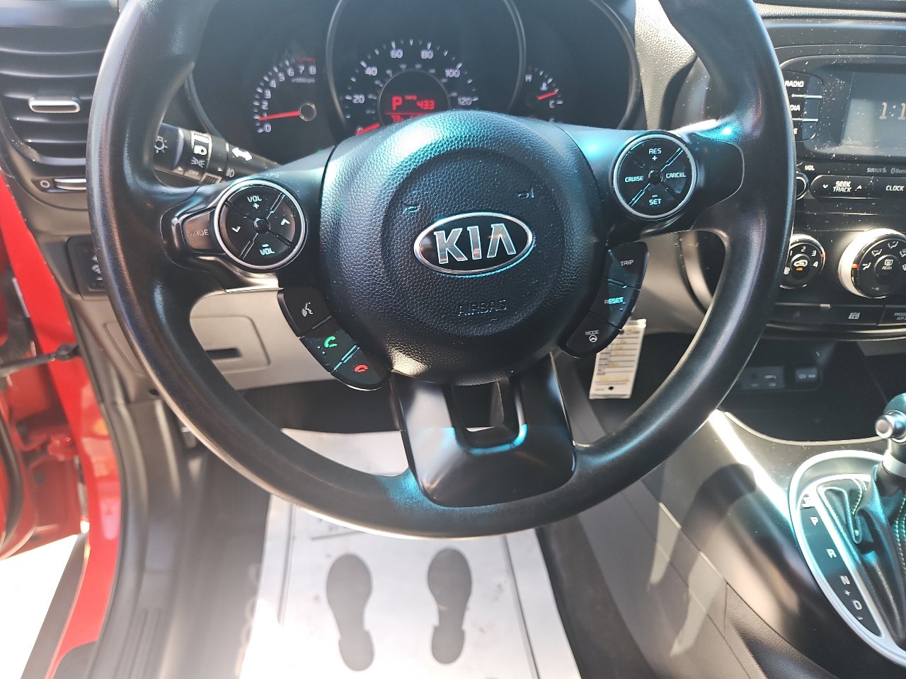 Used 2016 Kia Soul + image 18