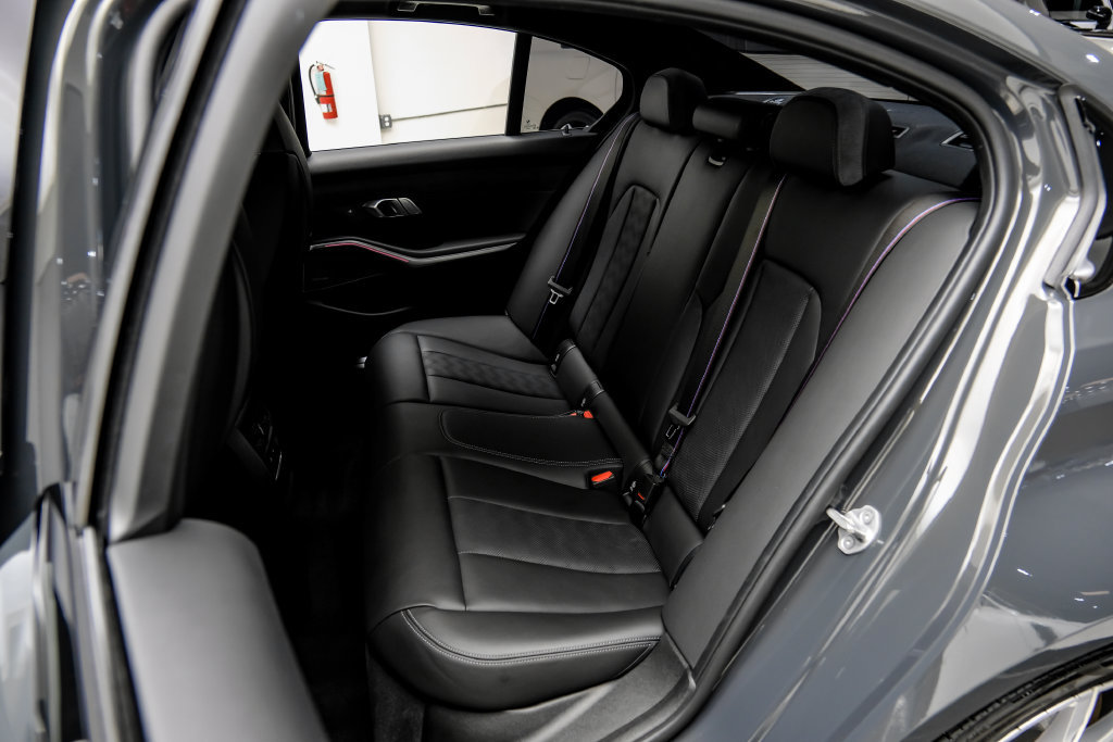 Used 2025 BMW M3 Competition w/ Executive Package AWD/4WD image 55