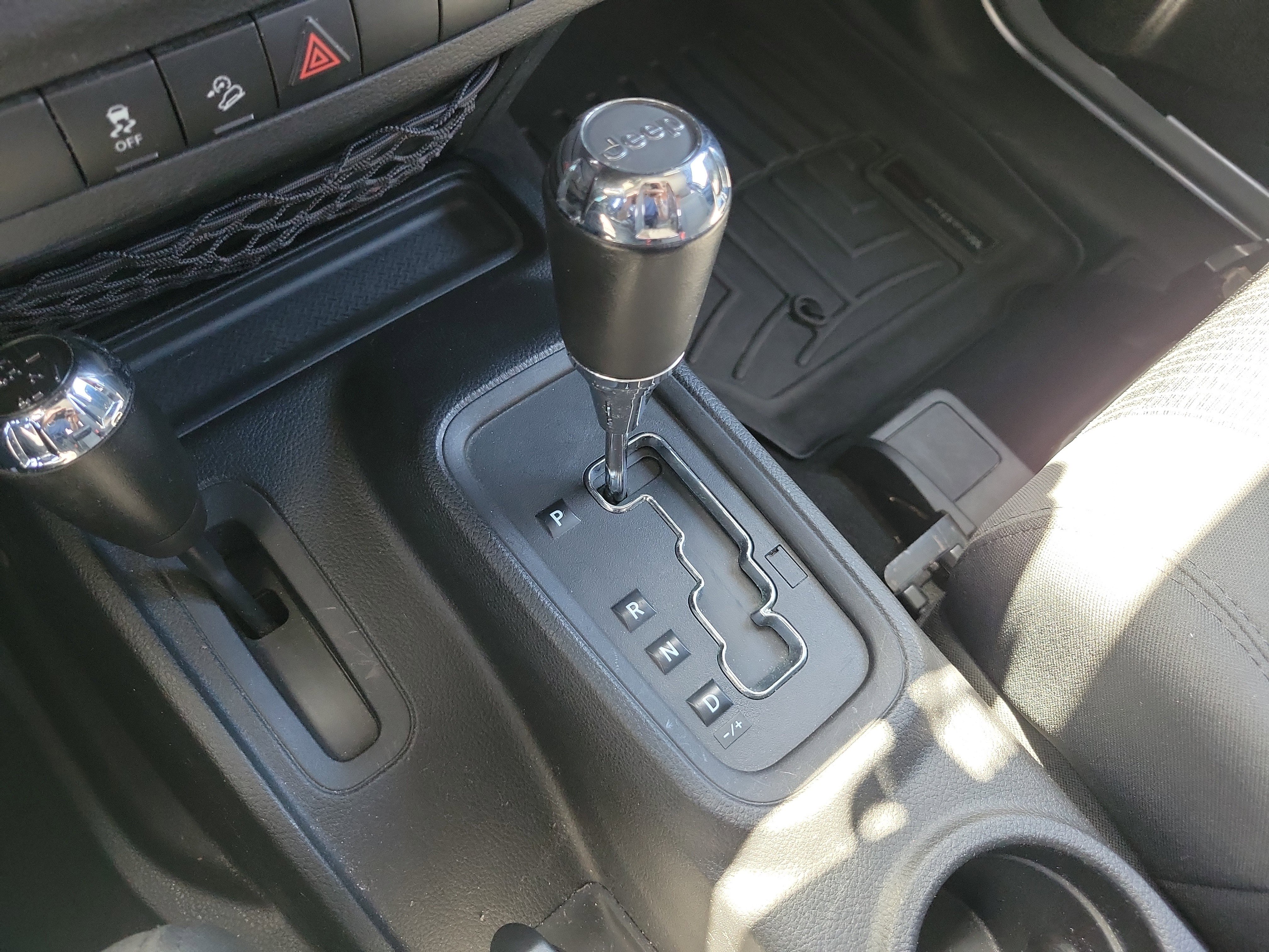 Used 2012 Jeep Wrangler Sport image 29