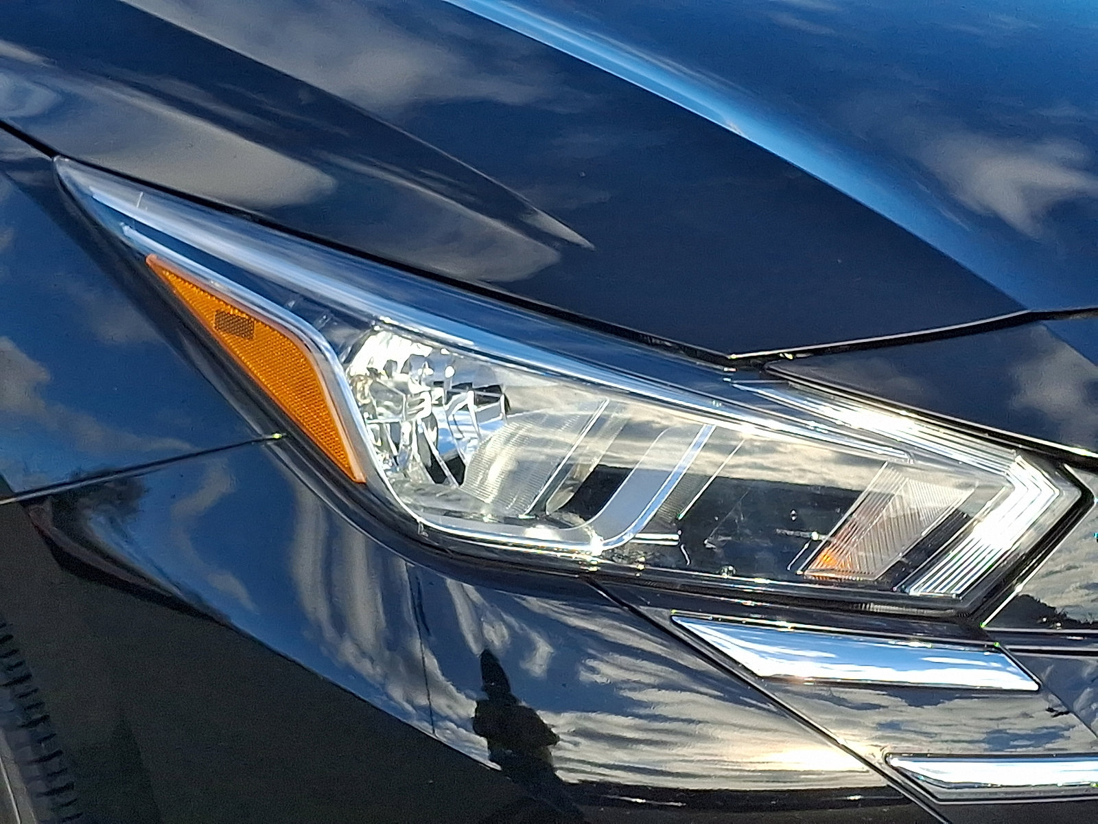 Certified 2024 Nissan Versa S image 11