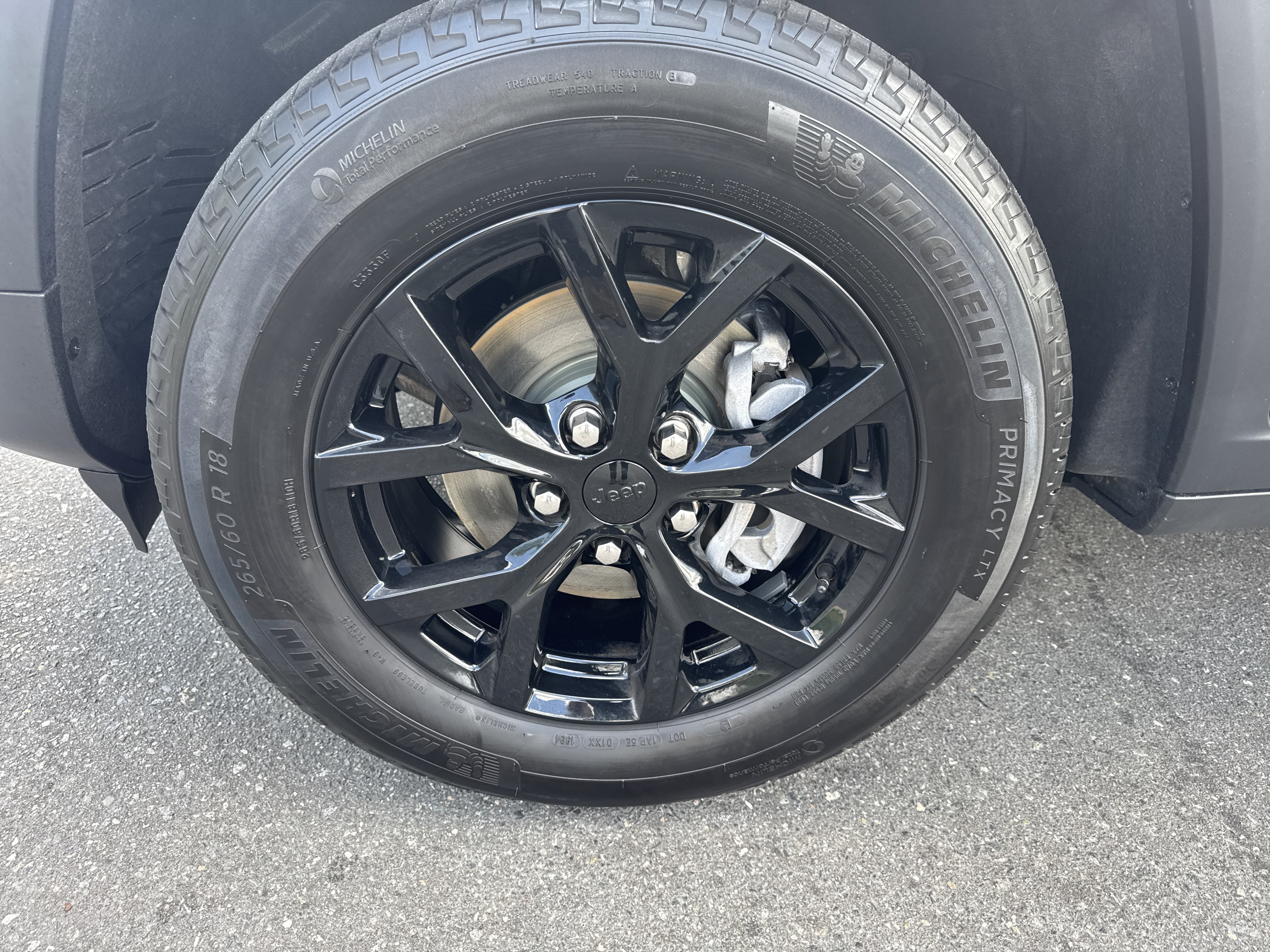Certified 2024 Jeep Grand Cherokee Altitude AWD/4WD image 13