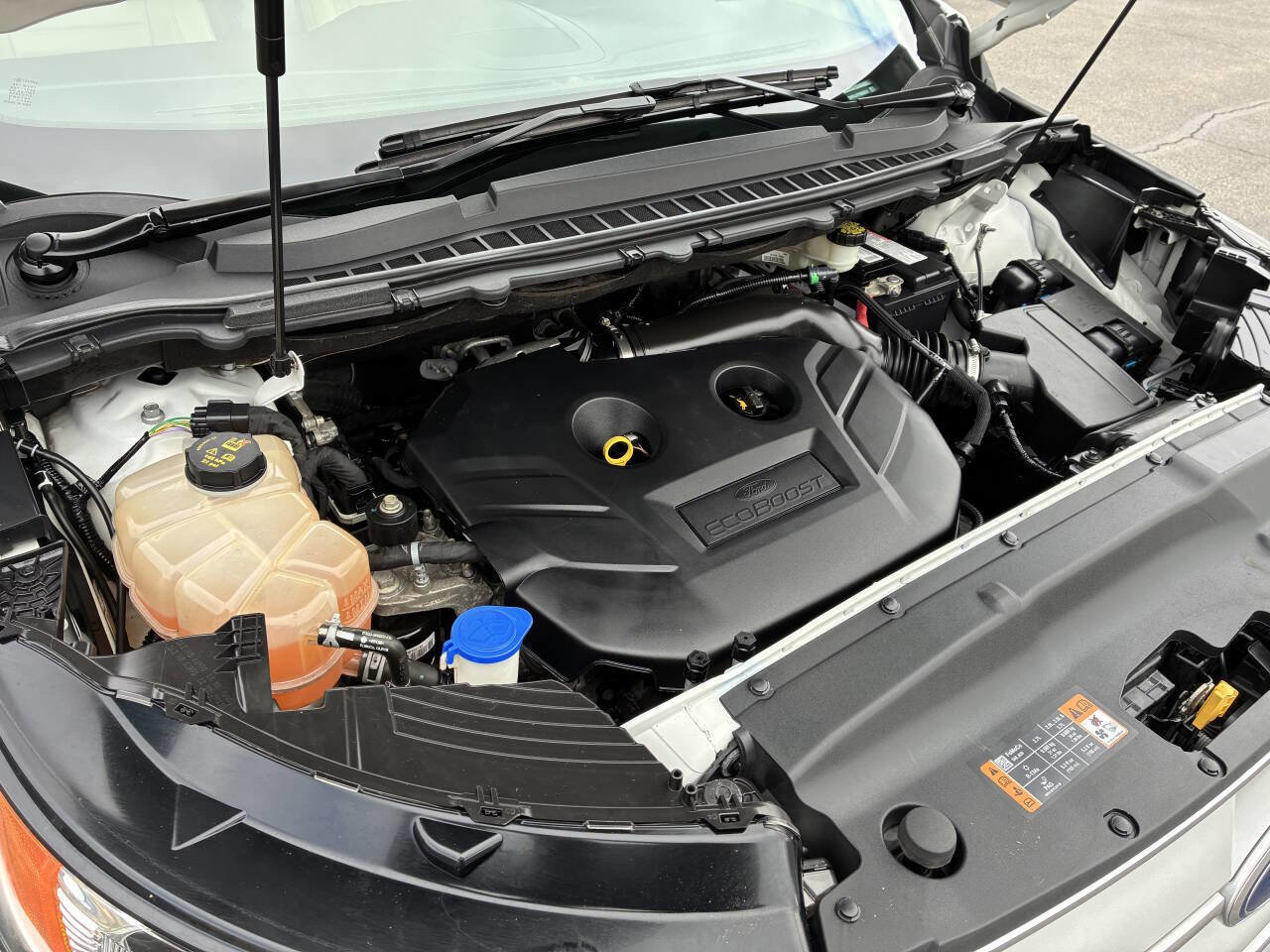 Used 2017 Ford Edge SEL w/ Equipment Group 201A image 16