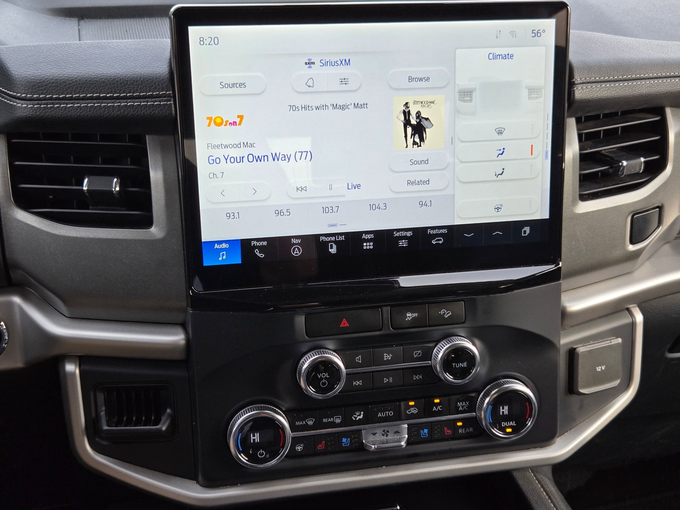 Used 2023 Ford Expedition Max XLT image 32