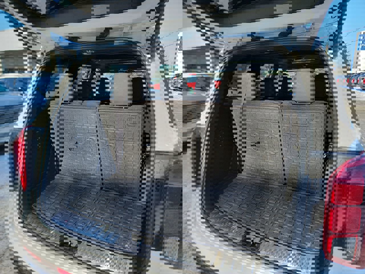 Used 2025 Hyundai Palisade Calligraphy image 25