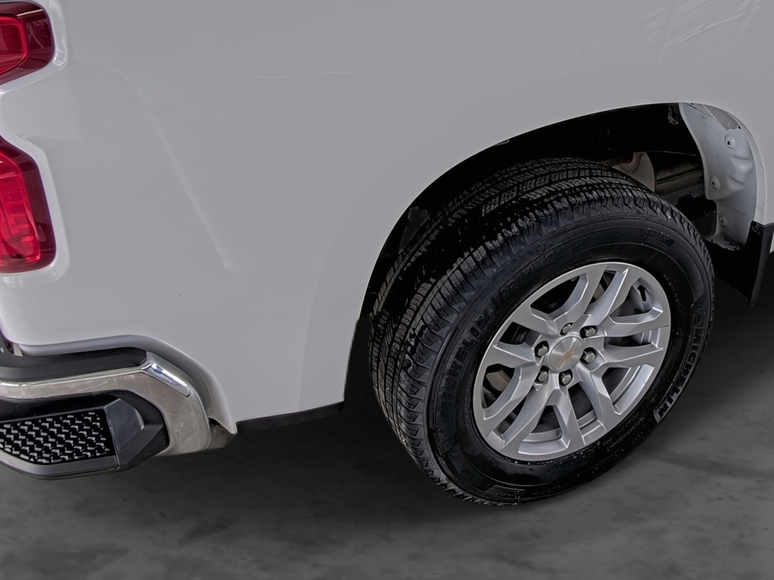 Used 2022 Chevrolet Silverado 1500 LT image 13