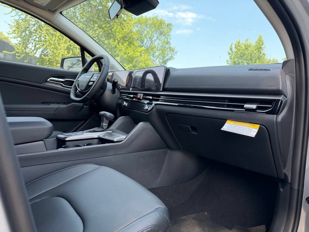 New 2026 Kia Sportage EX w/ EX Panorama Roof Package FWD image 33