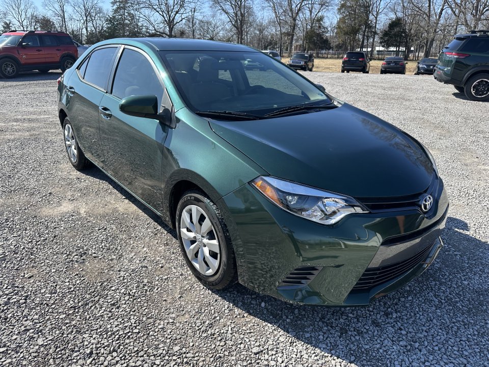 Used 2015 Toyota Corolla LE image 3