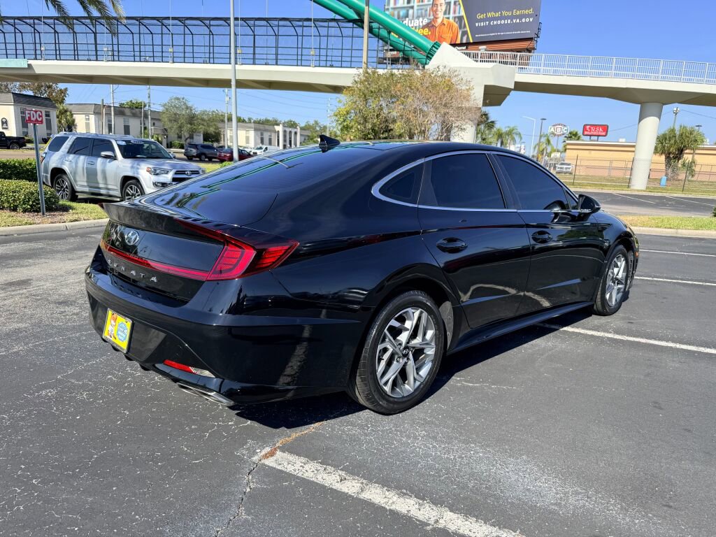 Used 2023 Hyundai Sonata SEL w/ Cargo Package image 3