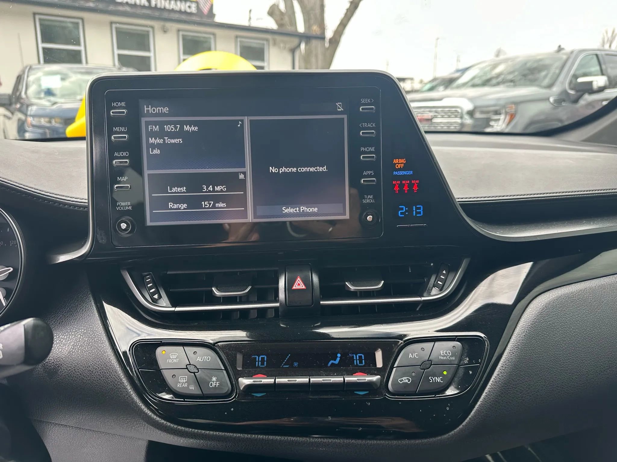 Used 2019 Toyota C-HR LE image 19