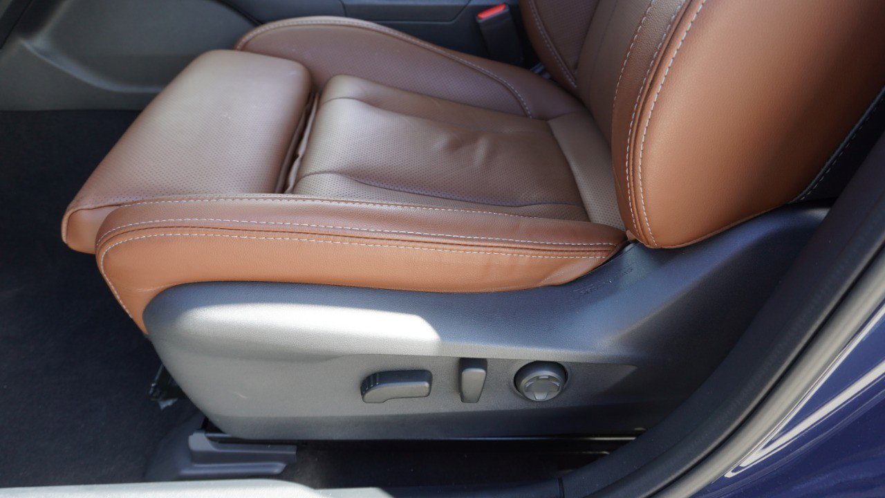 Used 2025 Subaru Outback Touring AWD/4WD image 25