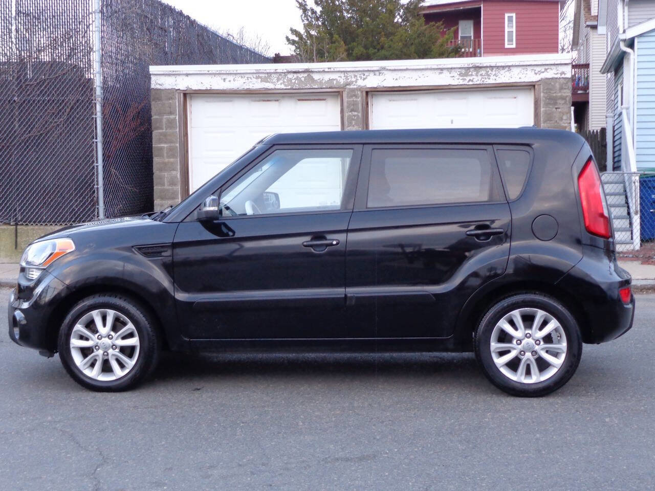 Used 2013 Kia Soul + image 7