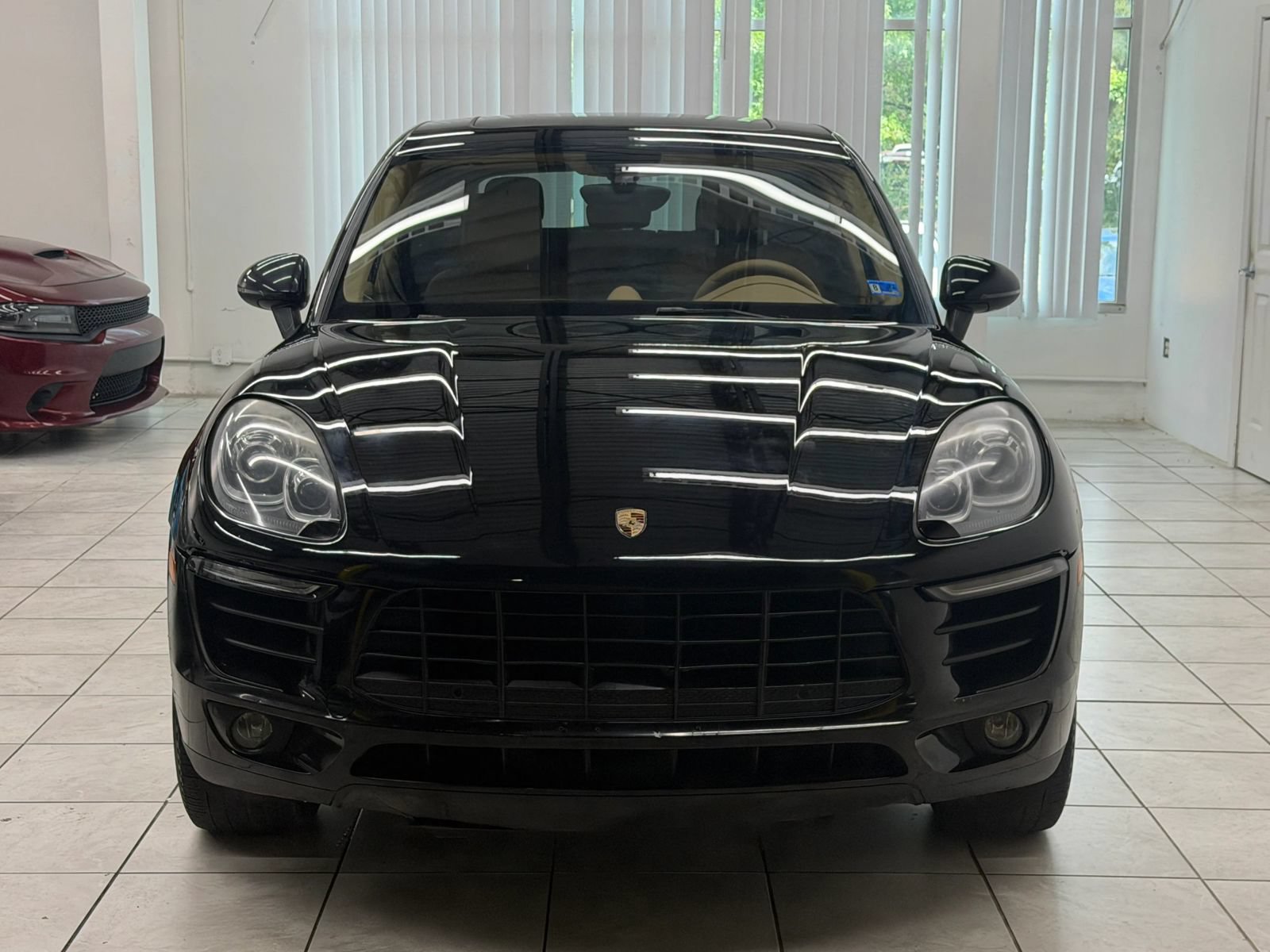 Used 2016 Porsche Macan S w/ Premium Package Plus AWD/4WD image 2
