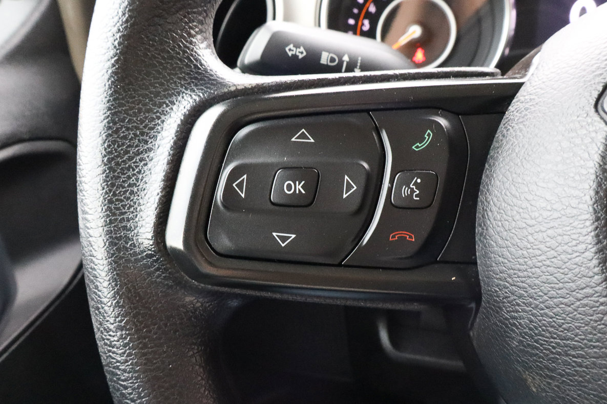 Used 2020 Jeep Gladiator Sport image 29