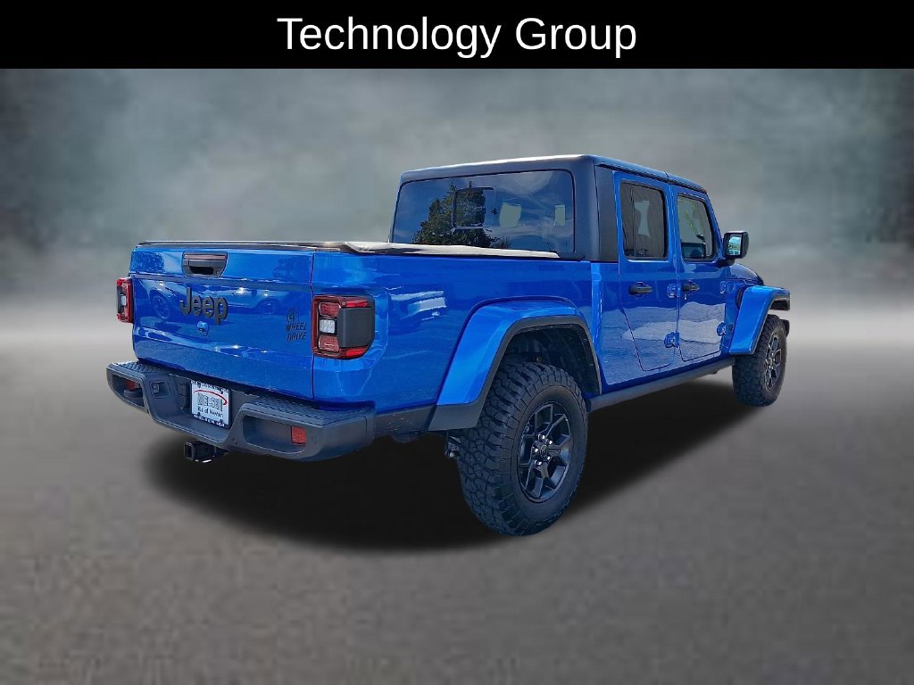 Used 2025 Jeep Gladiator Sport AWD/4WD image 6