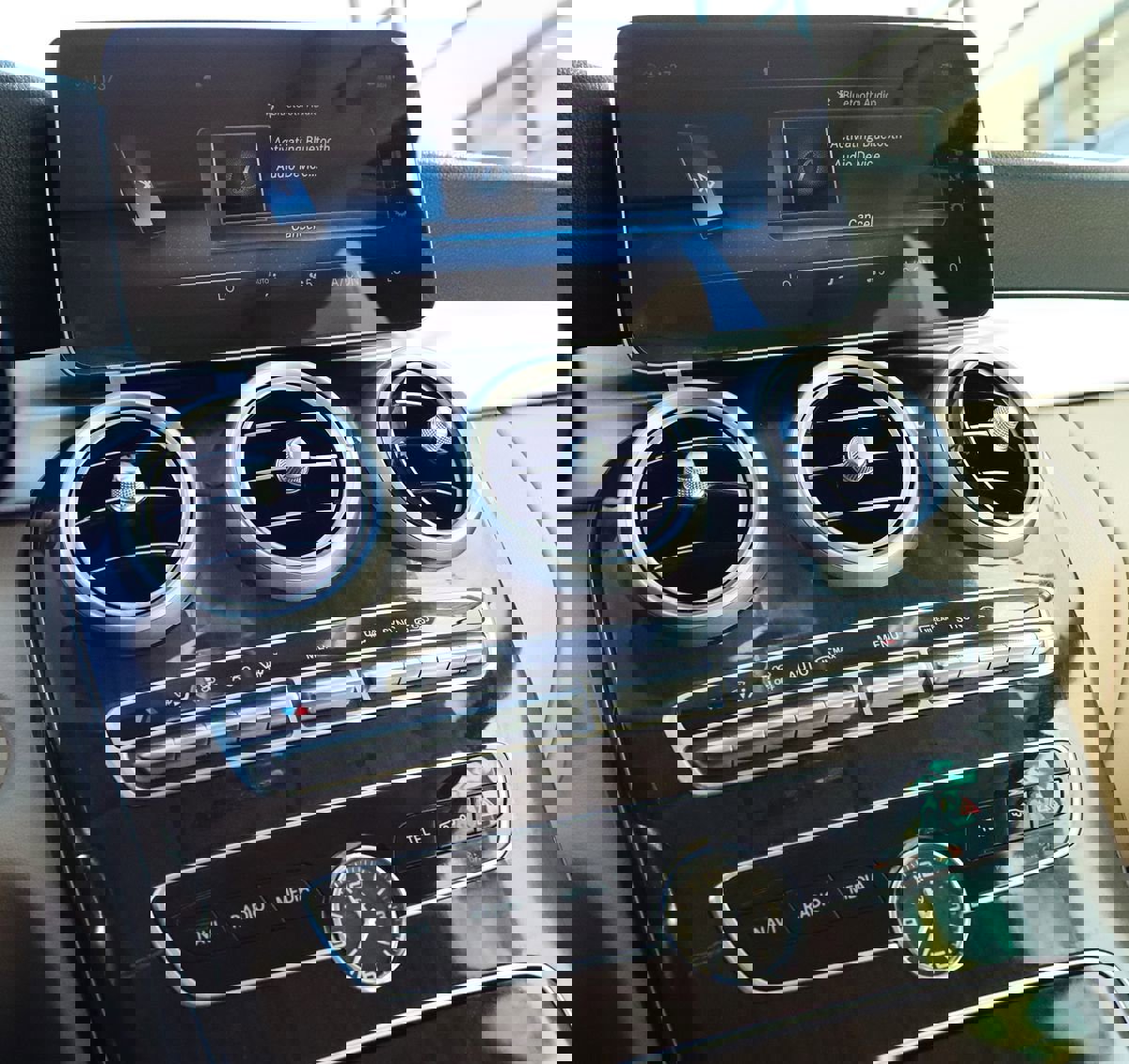 Used 2020 Mercedes-Benz C 300 Sedan w/ Premium Package image 44