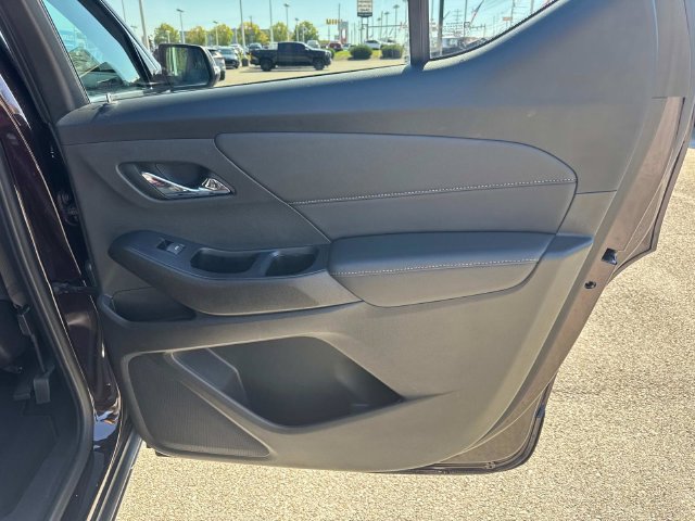 Used 2022 Chevrolet Traverse LT AWD/4WD image 17