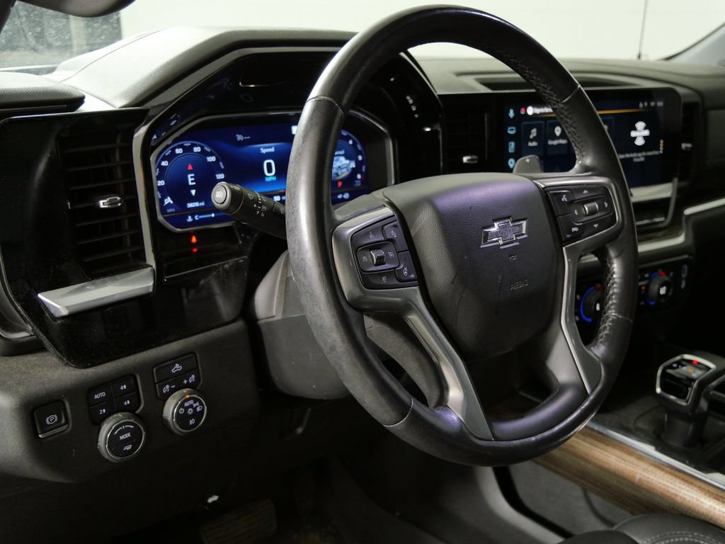 Used 2023 Chevrolet Silverado 1500 RST w/ Rally Edition AWD/4WD image 16