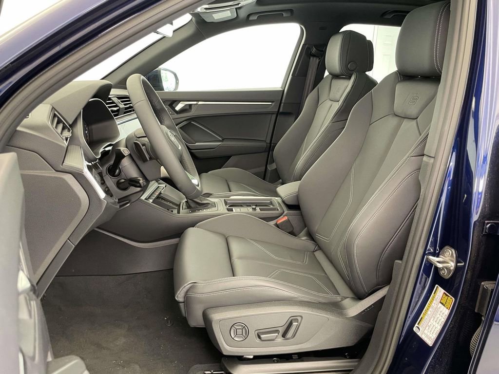 New 2025 Audi Q3 2.0T Premium image 5