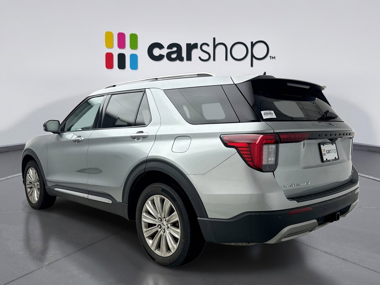 Used 2025 Ford Explorer Platinum w/ LUX Leather Package AWD/4WD image 3